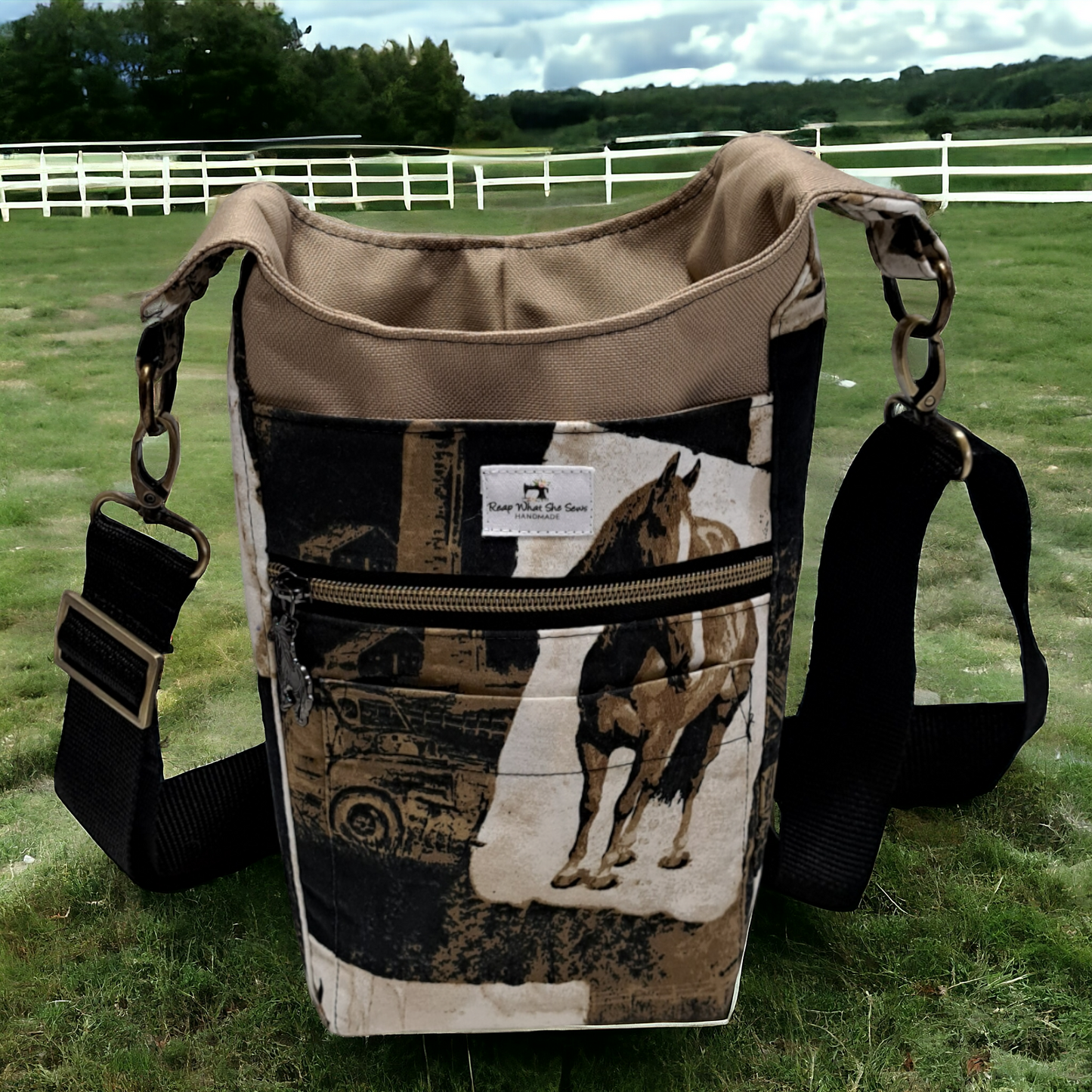 Horse Print water bottle bag