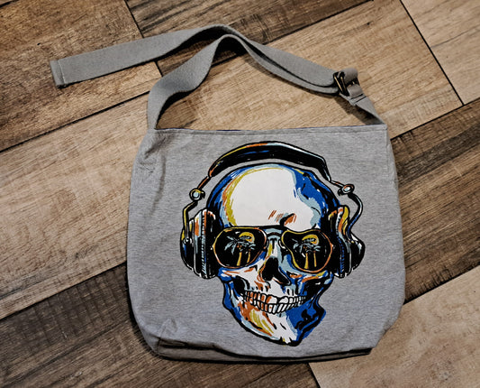 Tote- Gray Skull w/headphones