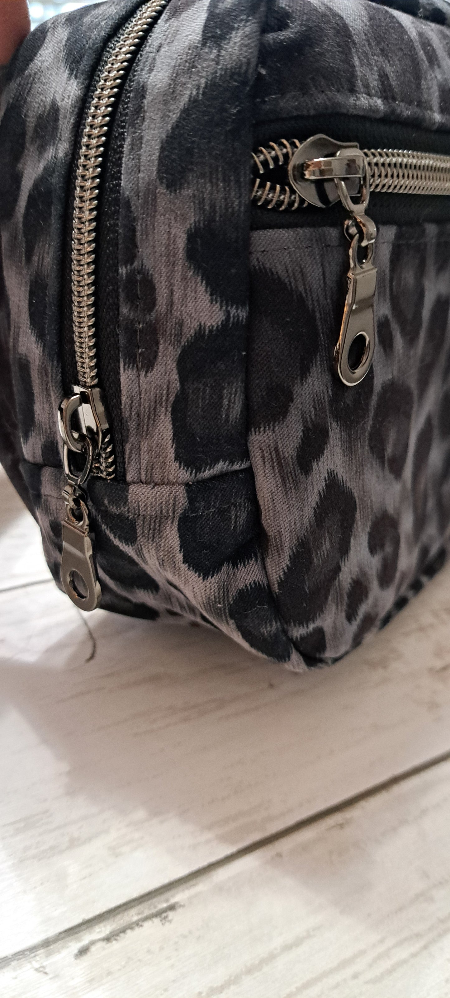 Rayna  SM CrossBody Bag Leopard print