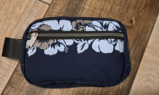 Rayna  SM Cross Body Blue Flower 2